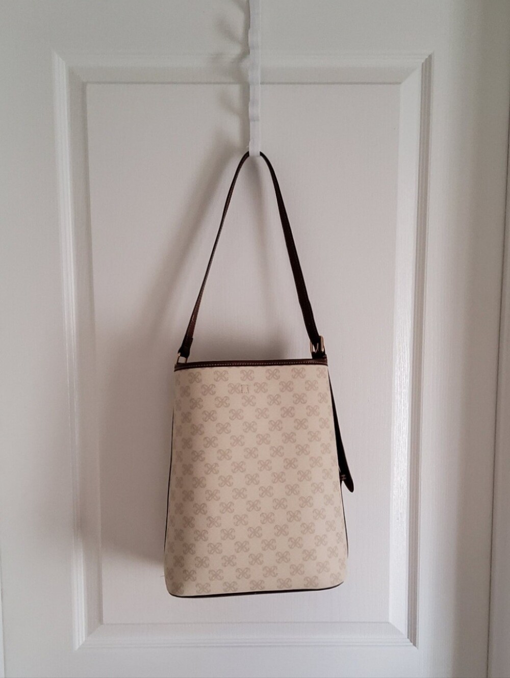 H&M Beige Pattern Shoulder Bag